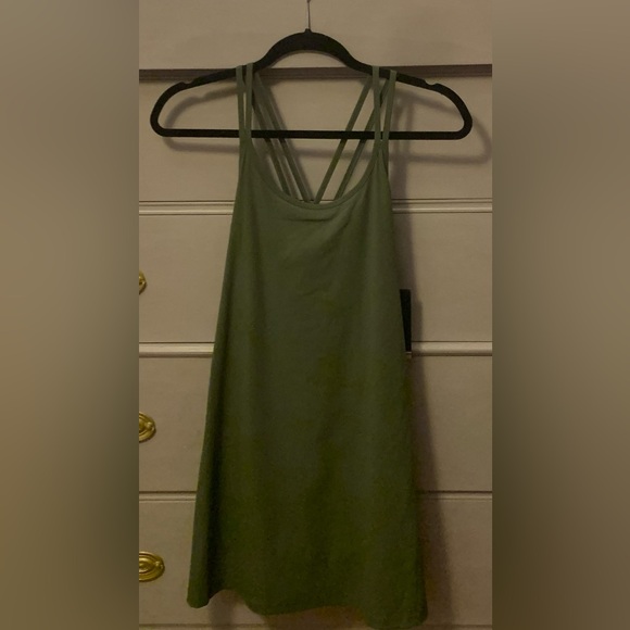 NWT! FOURLAPS Vitality Dress - Picture 4 of 11